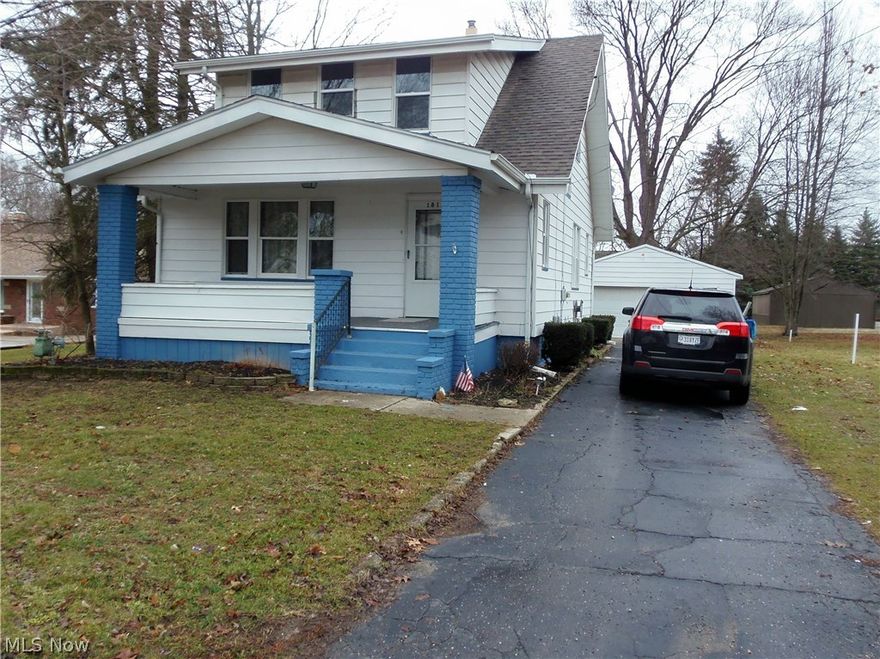 Nice starter home, Move in condition 4 bedroom Colonial on 1/3 acre lot, 2 car garage. Great access to highways and shopping and entertainment. Updates include, new roof 2007, kitchen with granite countertops 2017, windows 2017, hot water tank 2015. Be first, call for an appointment today!