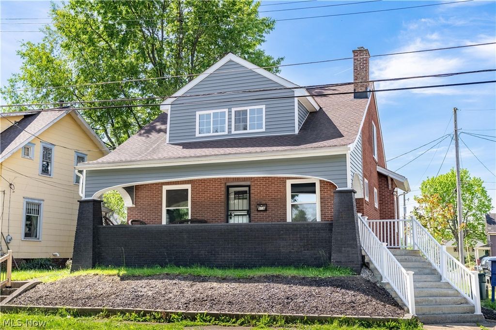 Photo of 918 15th Street NW, Canton, OH 44703 (MLS # 5210568)