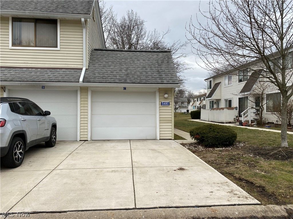 Photo of 5481 Millwood Lane #C, Willoughby, OH 44094 (MLS # 5188977)