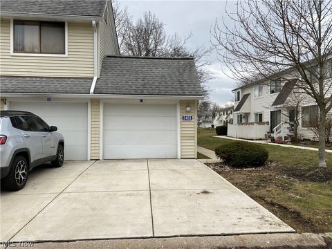Condo For Sale - 5481 Millwood Lane #C<br/> Willoughby, OH 44094