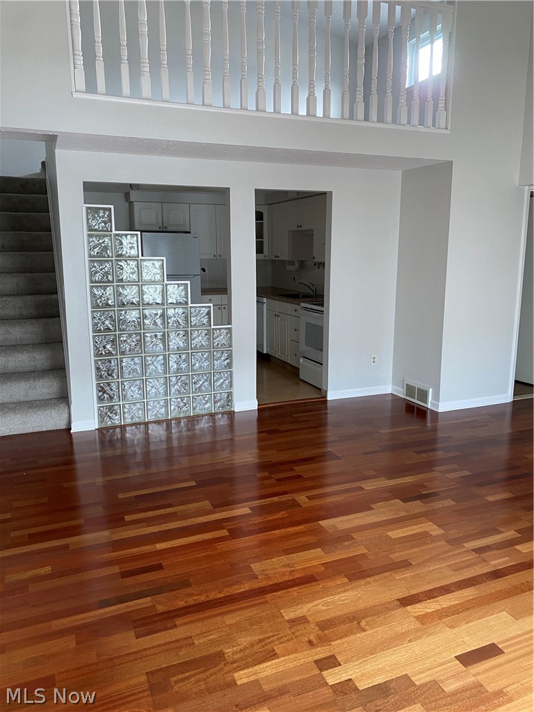 Big Turtle II Condo - Residential