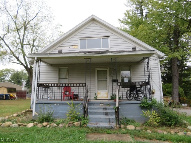 West/Portage Path 18 - Residential