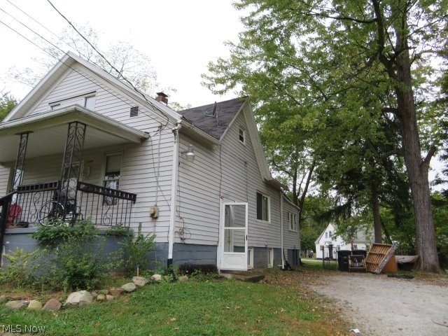 West/Portage Path 18 - Residential