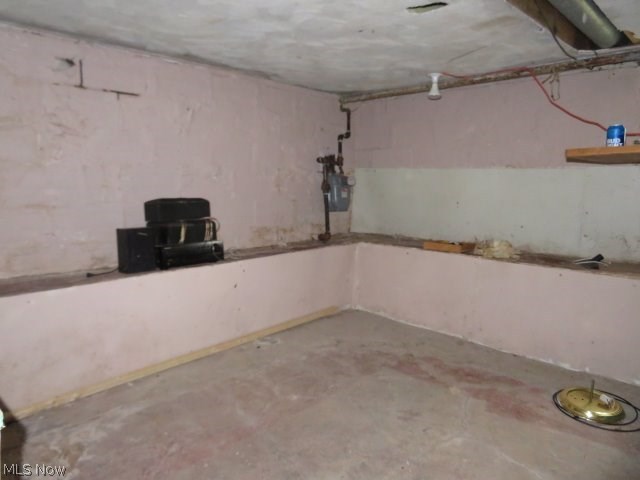 West/Portage Path 18 - Residential