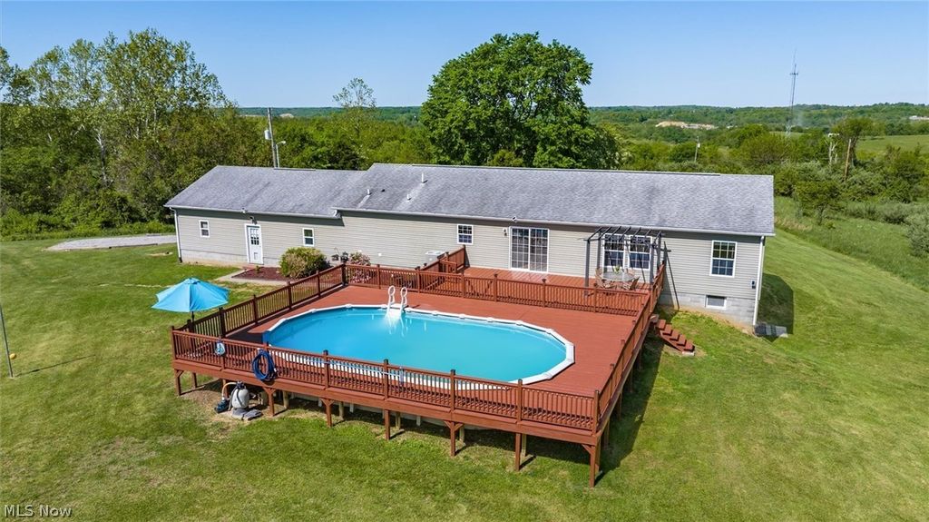 Photo of 4780 Huggins Road, Zanesville, OH 43701 (MLS # 5209211)
