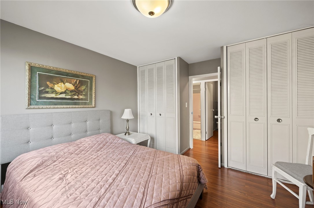 Marine Towers East Condo - Residential