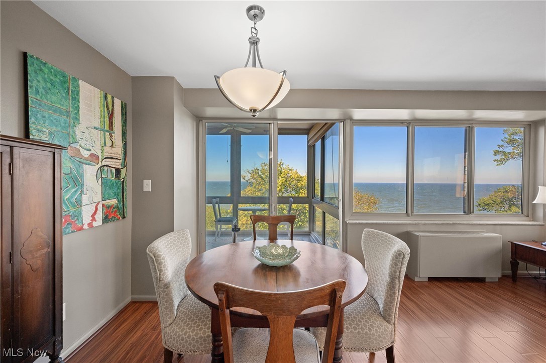 Marine Towers East Condo - Residential