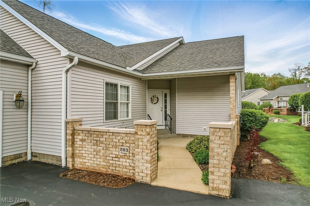 283 Palmer Circle, Warren, Ohio image 2