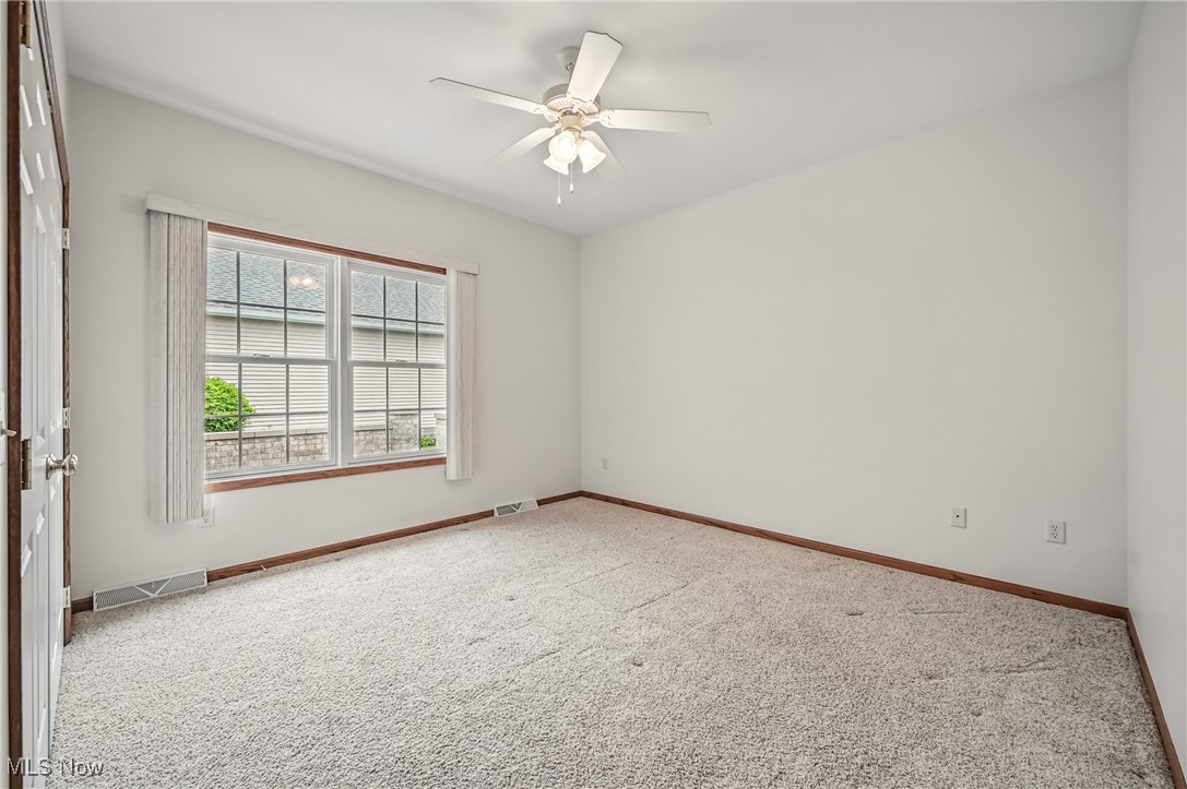 283 Palmer Circle, Warren, Ohio image 34