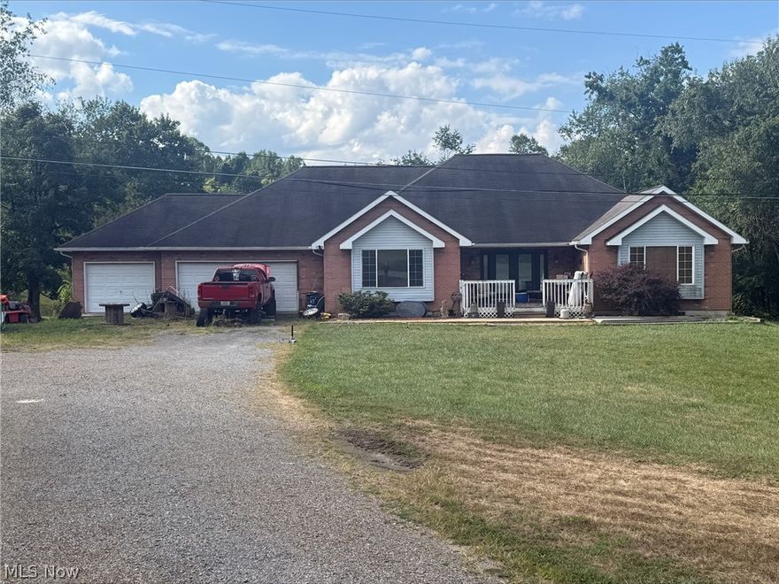 This is an ONLINE ONLY foreclosure sale. There are NO SHOWINGS. Deposit due by wire transfer within 48 upon conclusion . Cash deal; funding must take place within 30 days of confirmation of sale. 5% Buyer’s Premium shall apply. Subject to postponement and cancellation. Full terms and conditions at online registration.