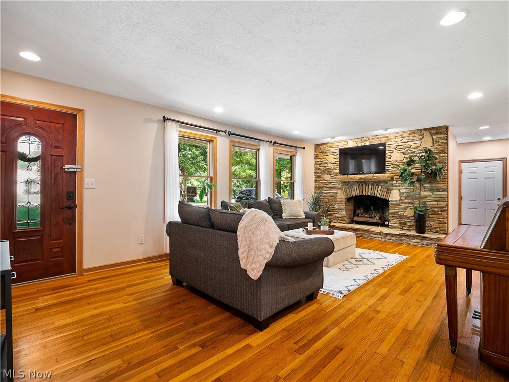 West/Cuyahoga River 3 - Residential