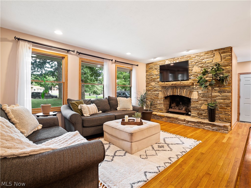 West/Cuyahoga River 3 - Residential