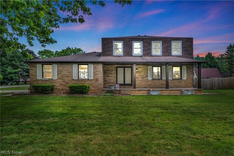 11974 Basswood Avenue NW, Uniontown, OH 44685 - #: 5043454