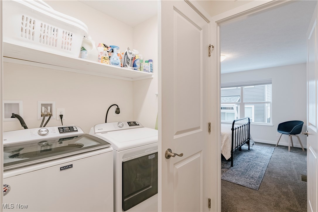 Clinton Court Twnhms Sub Un B - Residential