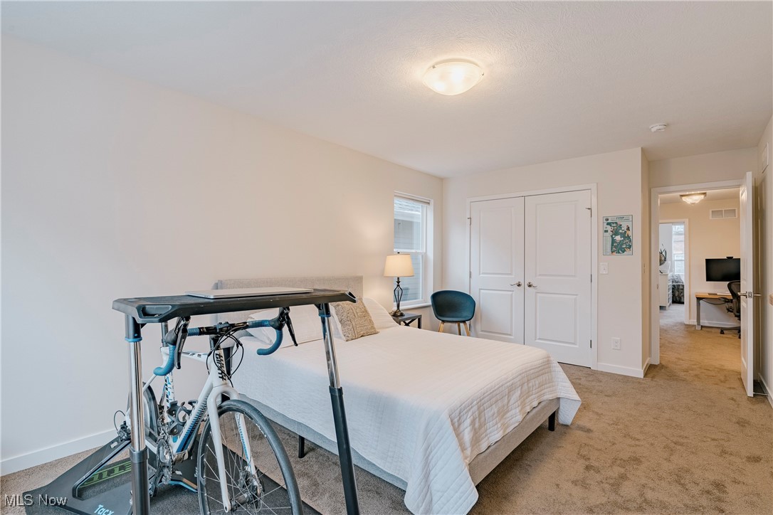 Clinton Court Twnhms Sub Un B - Residential