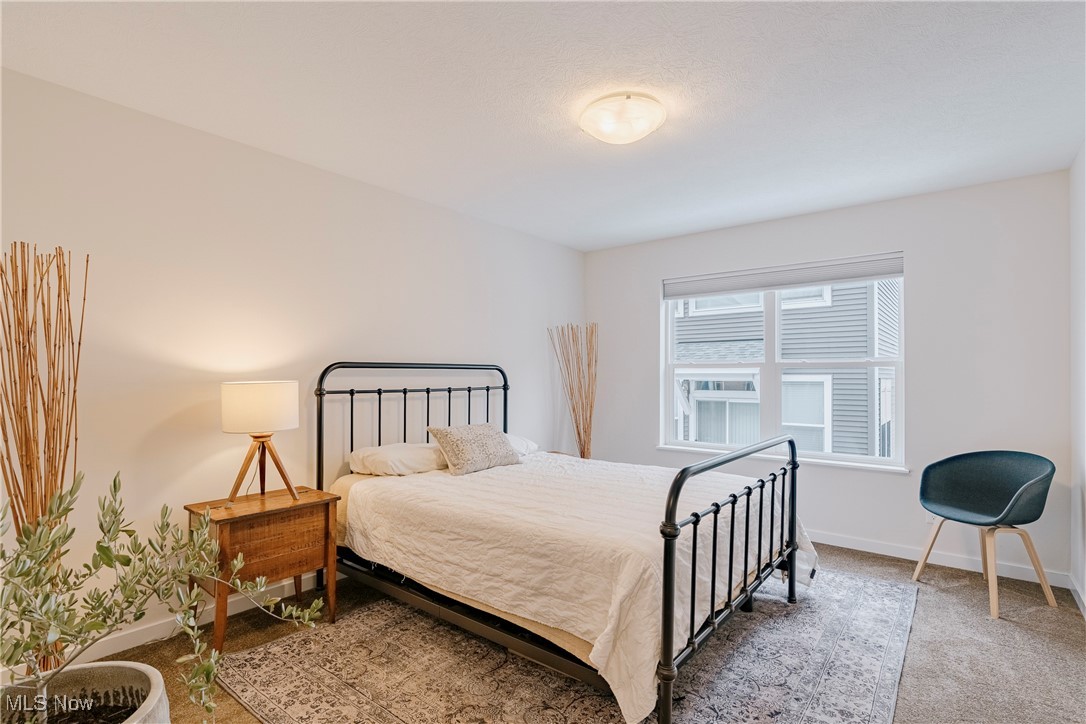 Clinton Court Twnhms Sub Un B - Residential