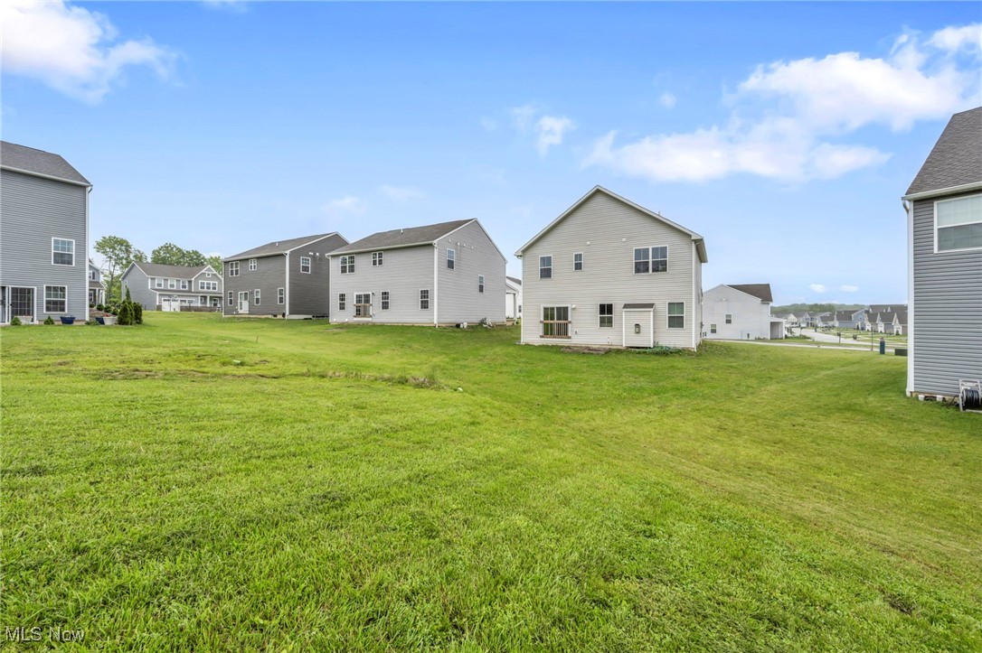 4689 Louis Lane, Stow, Ohio image 43