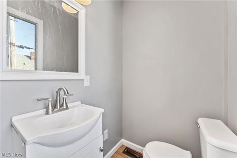 Tiny photo for 19417 Mohawk Avenue, Cleveland, OH 44119 (MLS # 5185493)