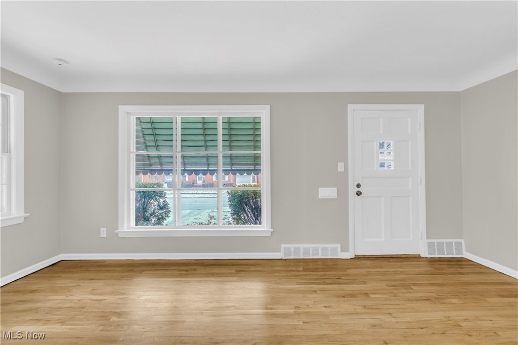 Photo of 21440 Fuller Avenue, Euclid, OH 44123 (MLS # 5176603)