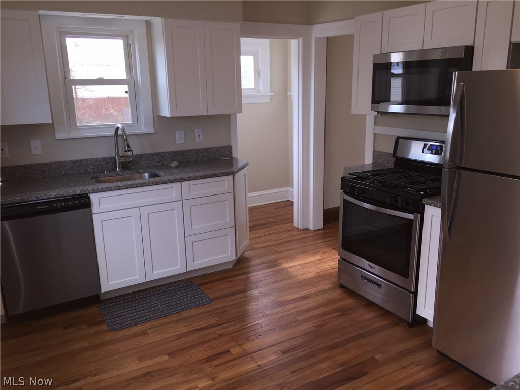 Shermers Au Fait - Residential