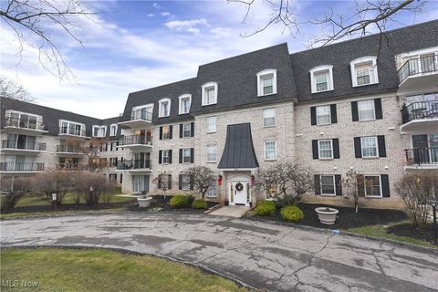 1931 King James Parkway Unit 330, Westlake, OH 44145 - #: 5091076