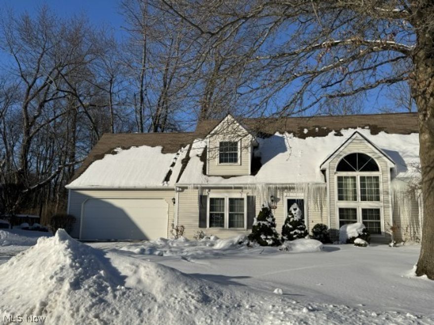 What a WOW home! This unique condo offers a 2-car garage with direct access to the laundry area, leading through to the kitchen and dining room. The dining room opens to a stunning living room featuring a floor-to-ceiling Palladian window. First-floor master suite. The second floor includes a family room overlooking the main level, plus two spacious bedrooms and a full bath. Recently painted throughout, with most windows upgraded to Stanek Windows. One-year home warranty included.
MORE PICTURES TO COME