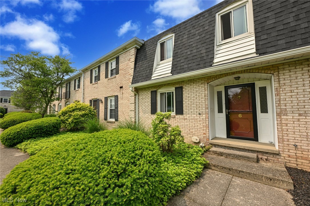 824 S Chillicothe Road 6