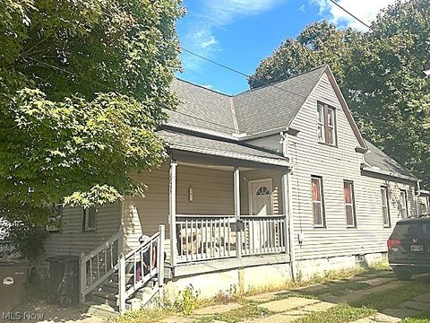 Tiny photo for 15915 Cloverside Avenue, Cleveland, OH 44128 (MLS # 5210242)
