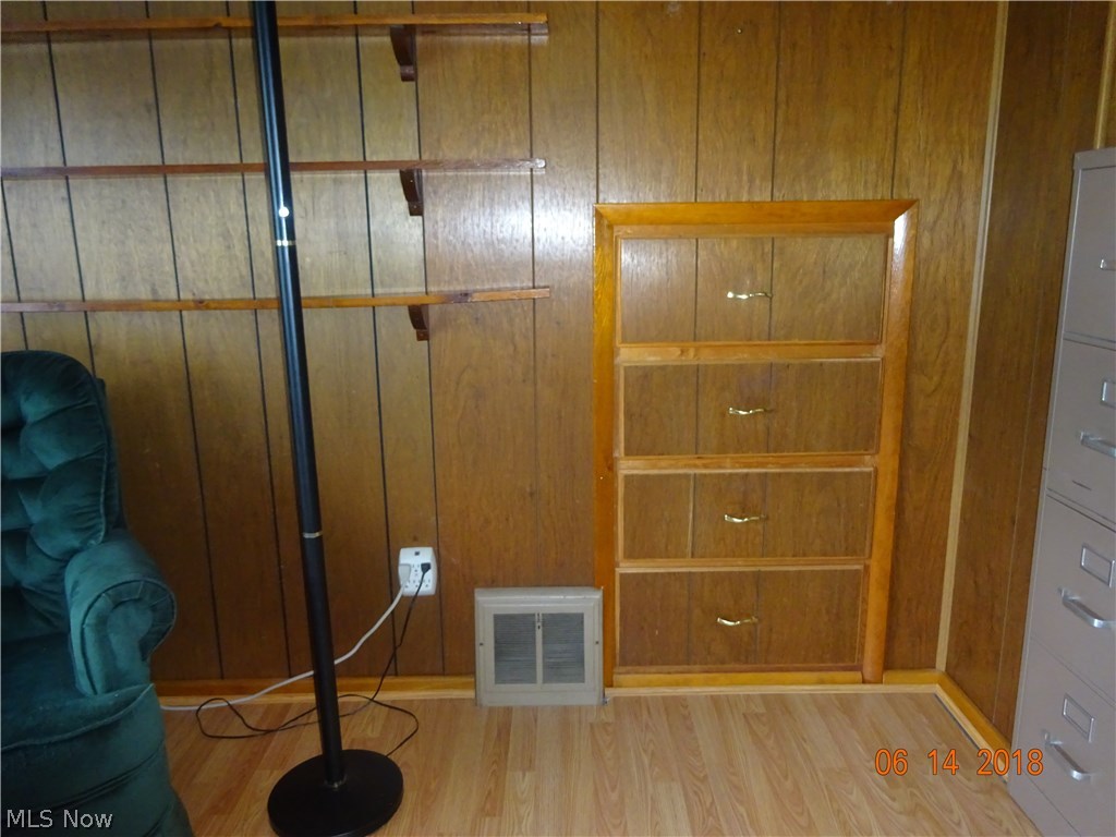 Elworthy-Helwick Cos Wellingt - Residential