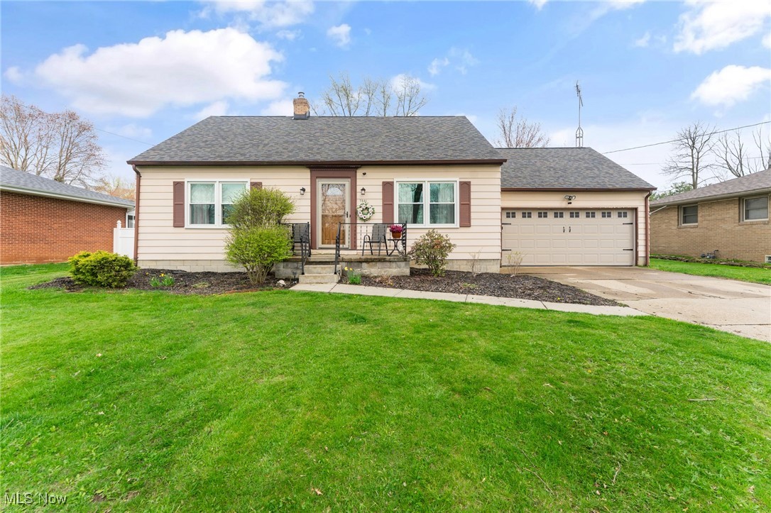 7581 Clovermeade Avenue, Poland, Ohio image 1