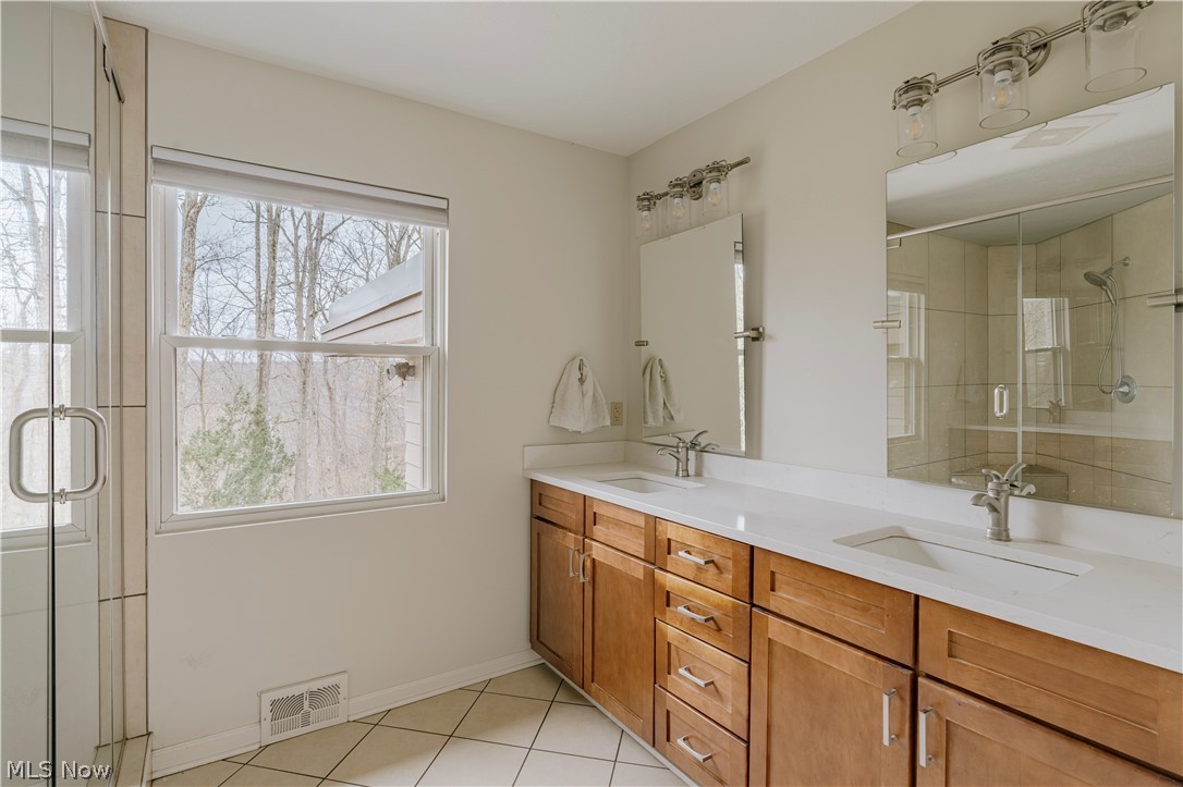 Orange 13 - Residential