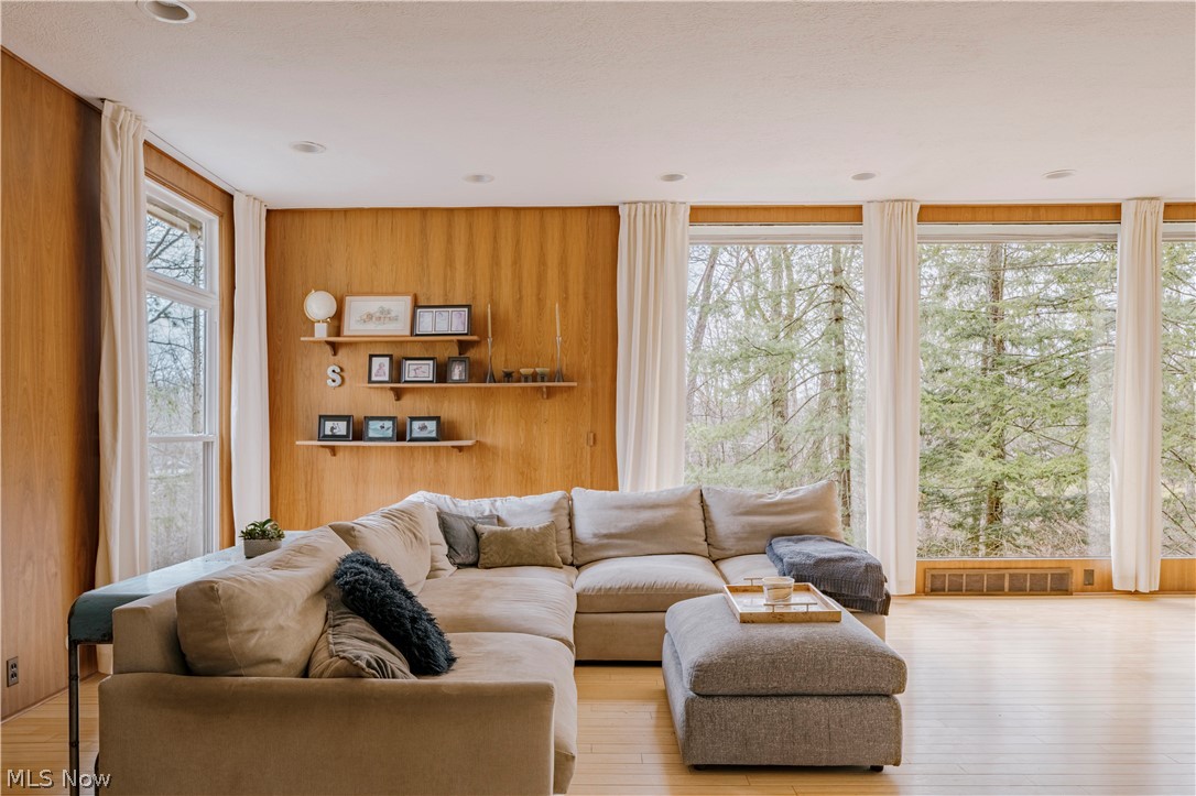 Orange 13 - Residential