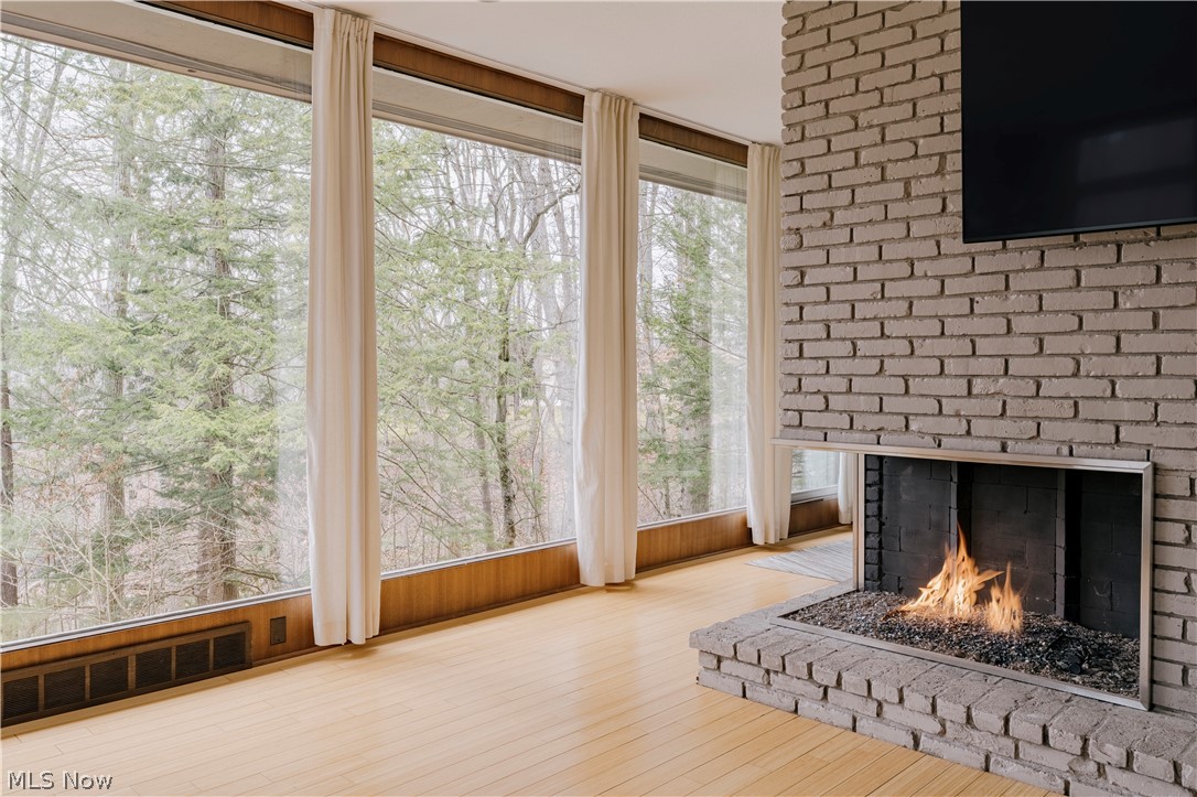 Orange 13 - Residential