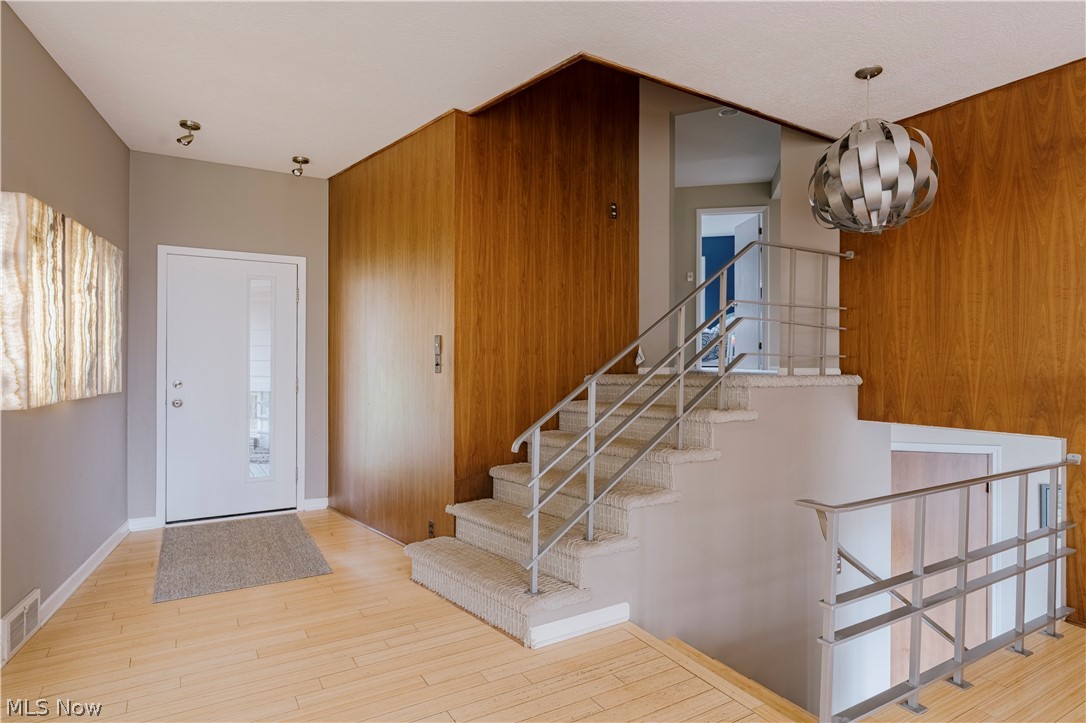 Orange 13 - Residential