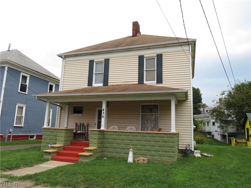 This is a nice 6 room, 3 bedroom home with a formal dining room.  Two of the bedrooms are large and one is smaller.  Nice one  car detached garage with large workshop.  Close to all of the amenities on S. 2d St.