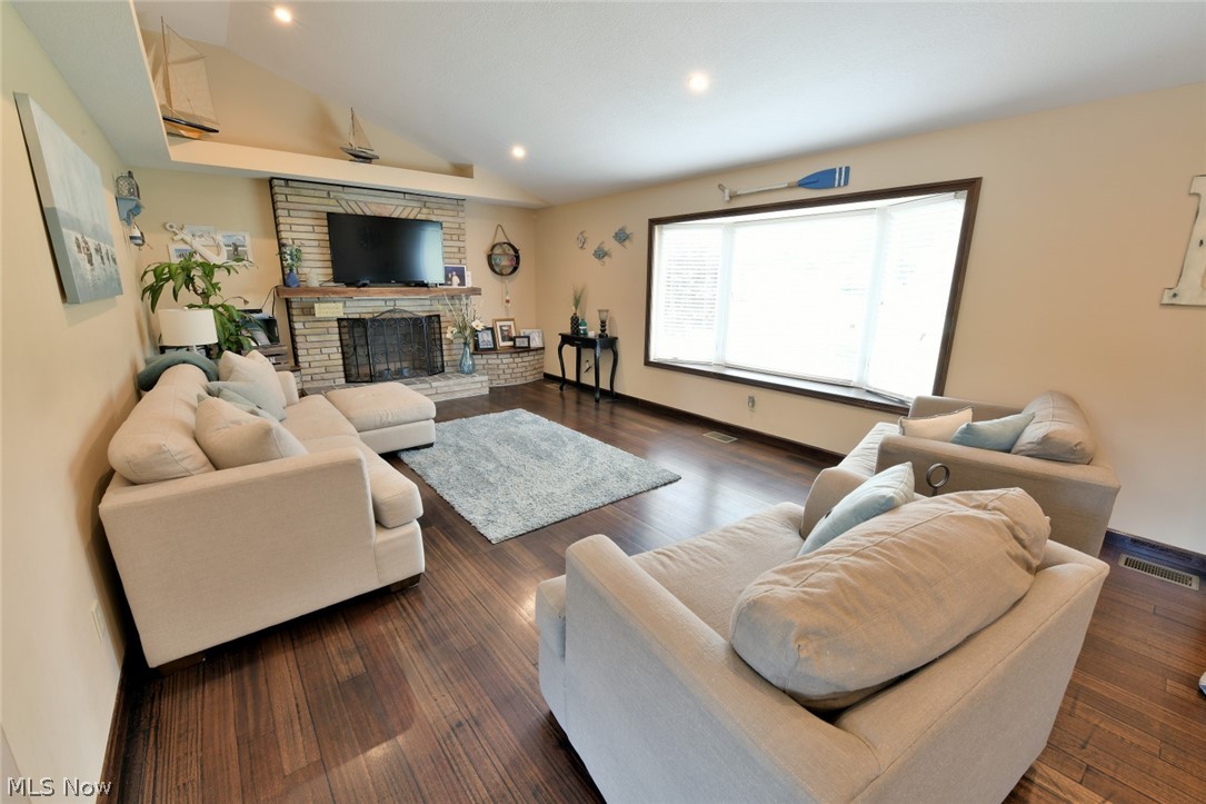 Willow Lakes - Residential