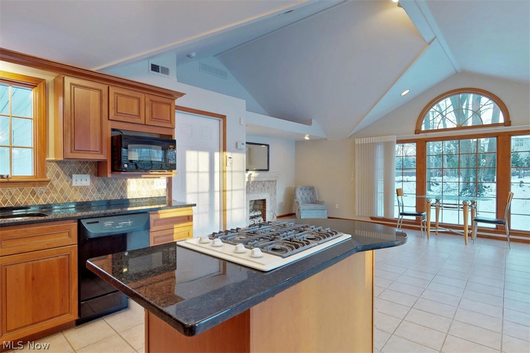 Land Co - Residential Lease