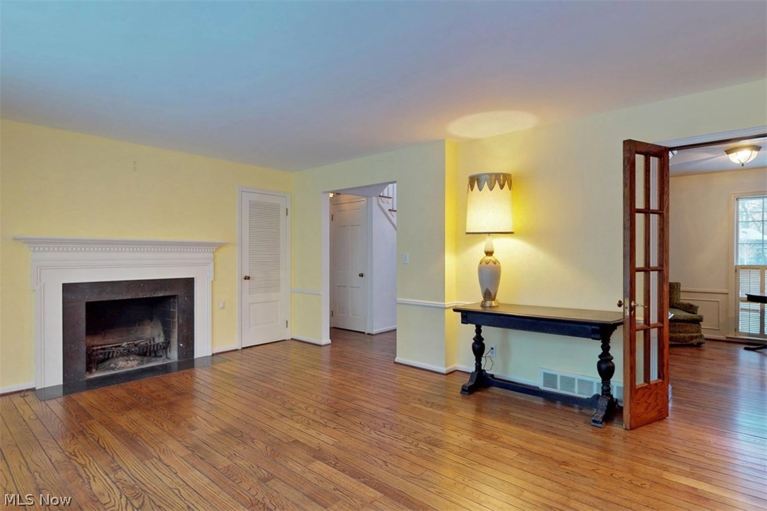 Land Co - Residential Lease