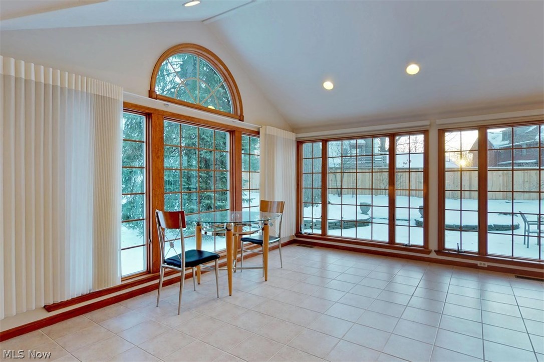 Land Co - Residential Lease