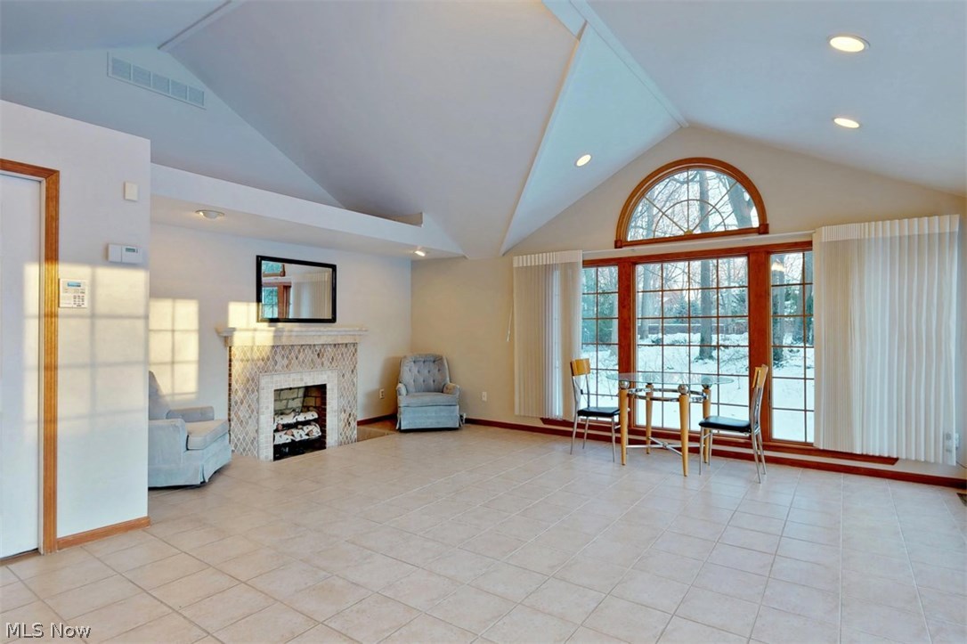 Land Co - Residential Lease