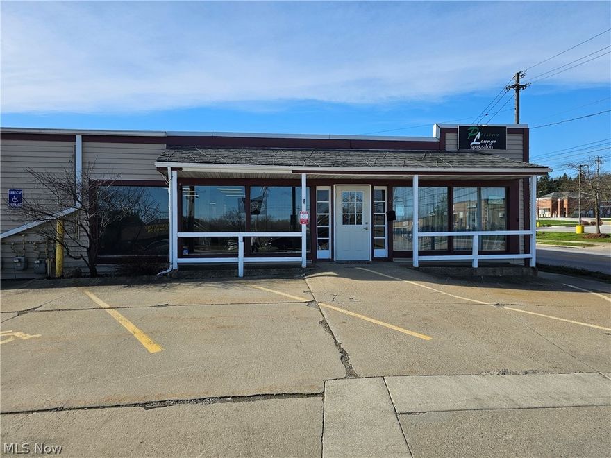Very busy location in a 2 buidling plaza on Cherry Ave near the heart of Chardon. Enjoy getting new clients that patronize the neiboring eateries, salon, unique gift shop and CBD store. The 1600sqft space has some off street parking out front and more spaces in the side lot to the North. A large display window in the big open showroom  & plenty of storage and a private restroom in back.