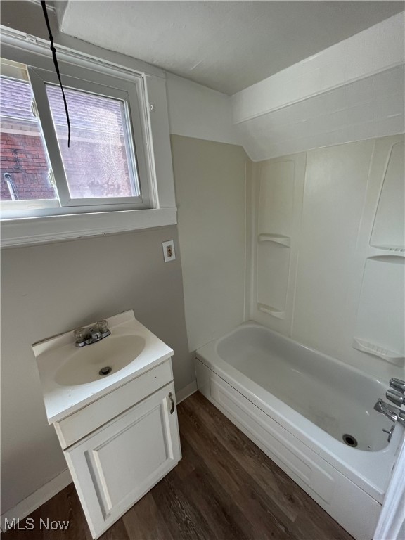 Cleveland, Ohio 44110, United States, 8 Bedrooms Bedrooms, ,5 BathroomsBathrooms,Residential,Active,112905