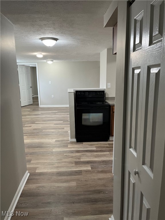 Cleveland, Ohio 44110, United States, 8 Bedrooms Bedrooms, ,5 BathroomsBathrooms,Residential,Active,112905