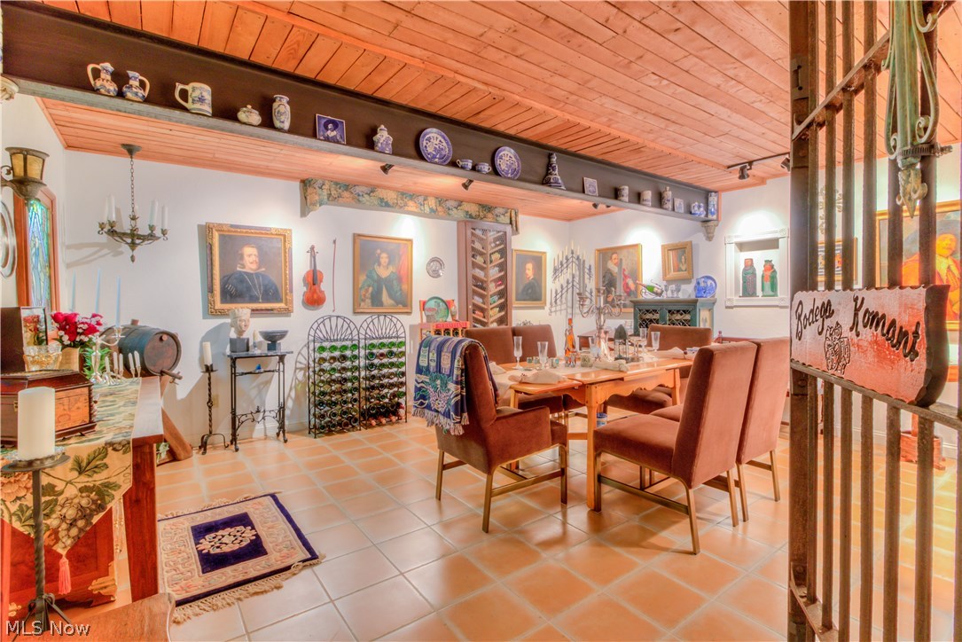 Hunt Club - Residential