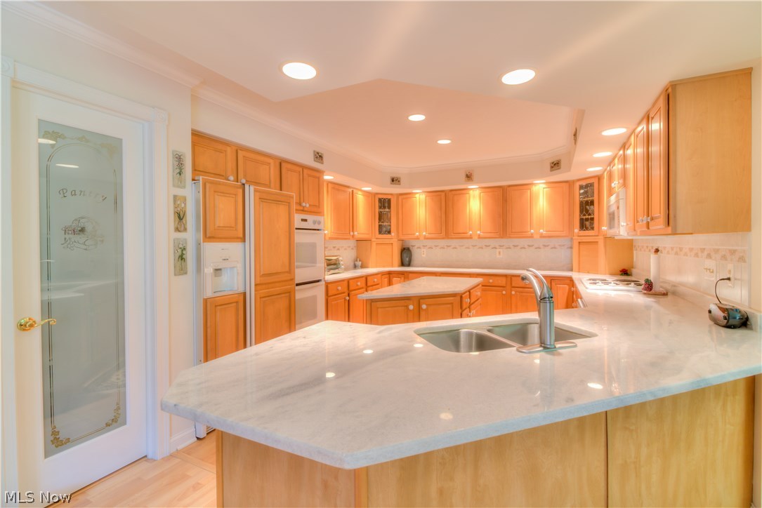 Hunt Club - Residential