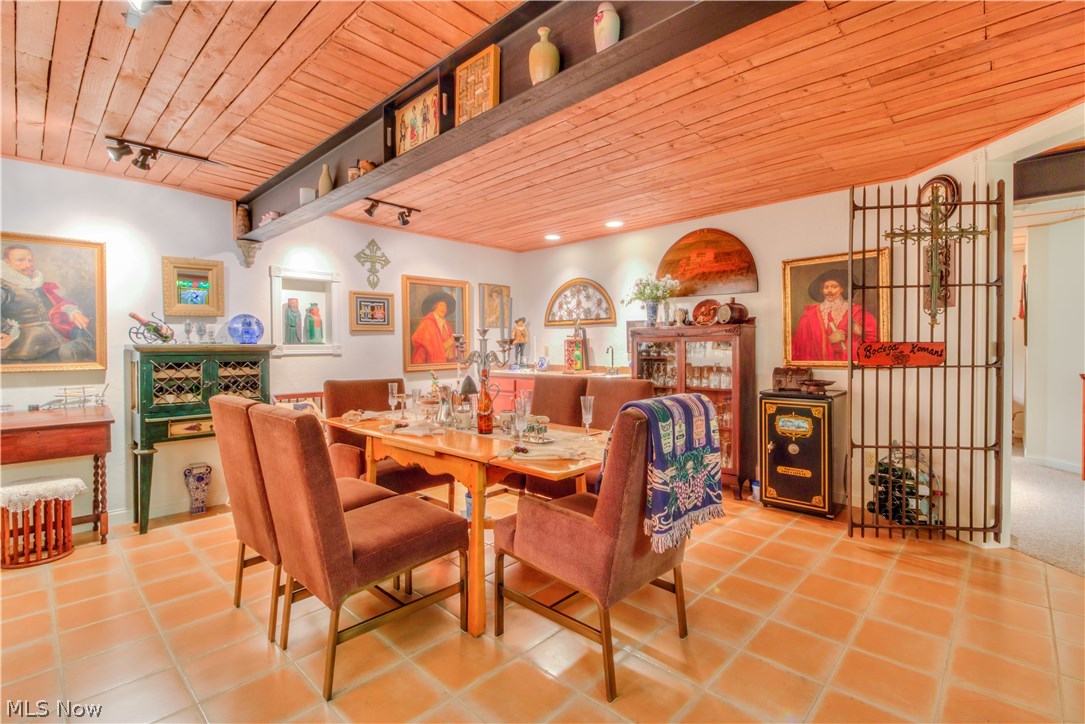 Hunt Club - Residential