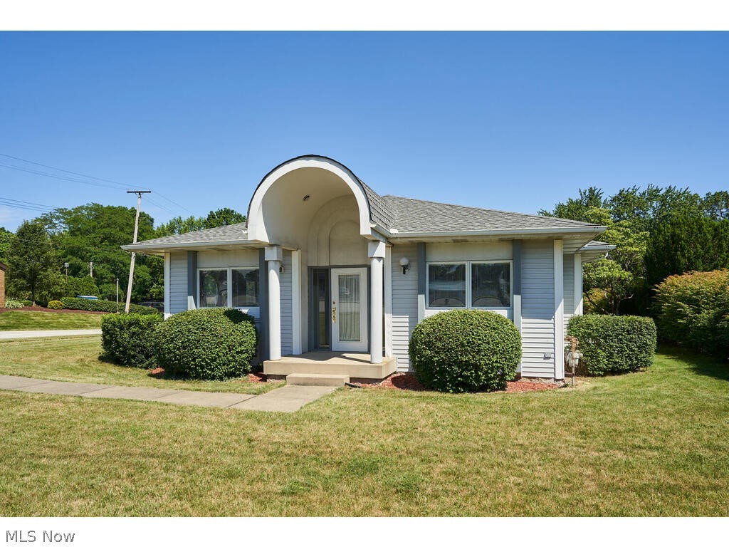 City Farms - Commercial Sale