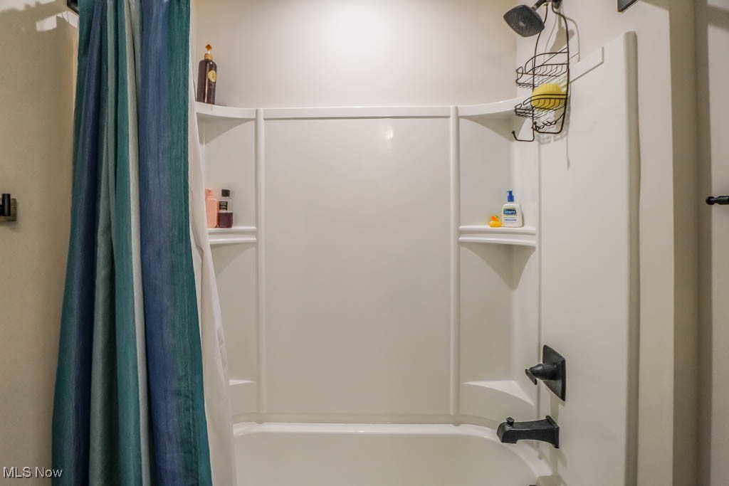 Towns At Steels Corners - Residential