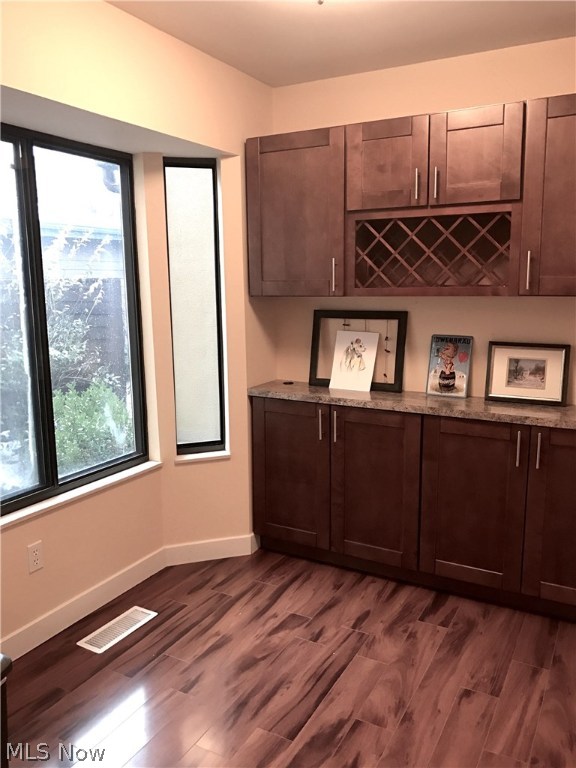 Woodhawk Club Condo - Residential