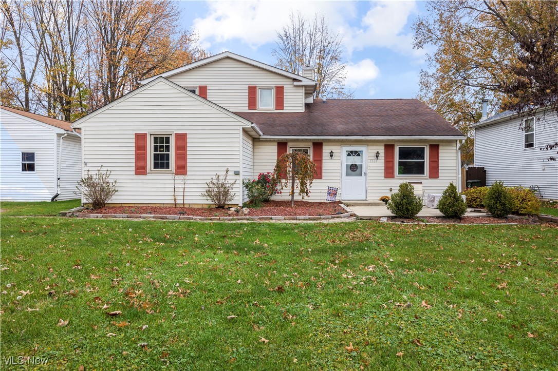 5569 Lear Nagle Road, North Ridgeville, Ohio image 2